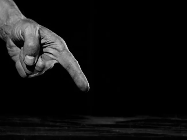 dictator pointing